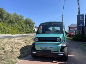 SAMOCHÓD ELEKTRYCZNY SARINI M1 LUQI EV 300 3000W 2024 72V100AH LiMPO4 kolor TURKUSOWY