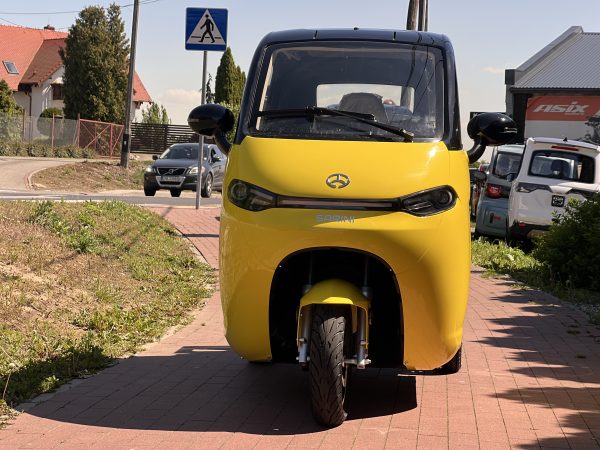 MINI SAMOCHÓD SARINI TITO HS HYBRYDOWY 3-kołowy 3000W 65AH KOLOR ŻÓŁTO-CZARNY - obrazek 3