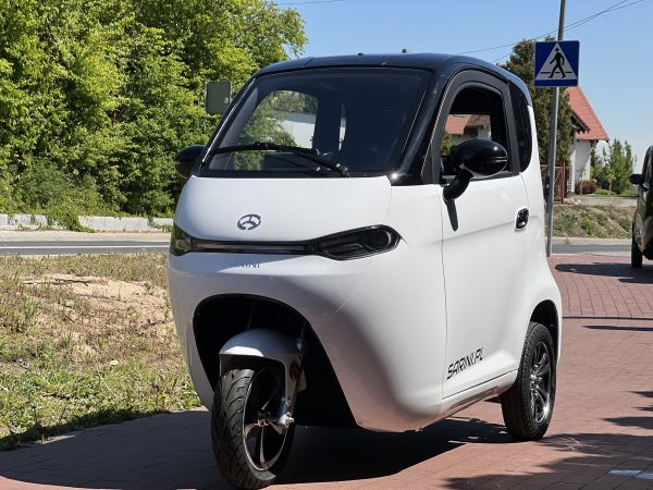 MINI SAMOCHÓD SARINI TITO H HYBRYDOWY 3-kołowy 2000W 65AH KOLOR BIAŁO-CZARNY - obrazek 3