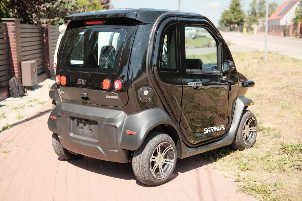 SAMOCHÓD ELEKTRYCZNY SARINI M1 LUQI EV400 PLUS 5000W 72V112AH LiMPO4 kolor SZARY - obrazek 4