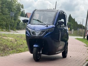 MINI SAMOCHÓD SARINI TITO 2 H HYBRYDOWY 3-kołowy 1500W 58AH KOLOR NIEBIESKI