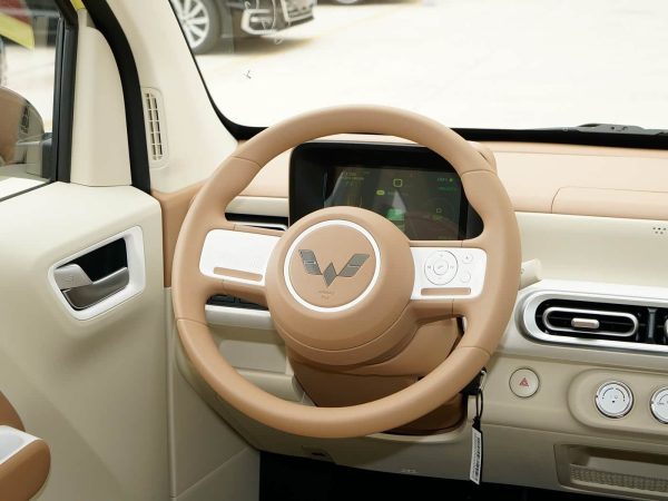 SAMOCHÓD ELEKTRYCZNY SARINI LILI 15000W LiFePo4 kolor BIAŁY - obrazek 6